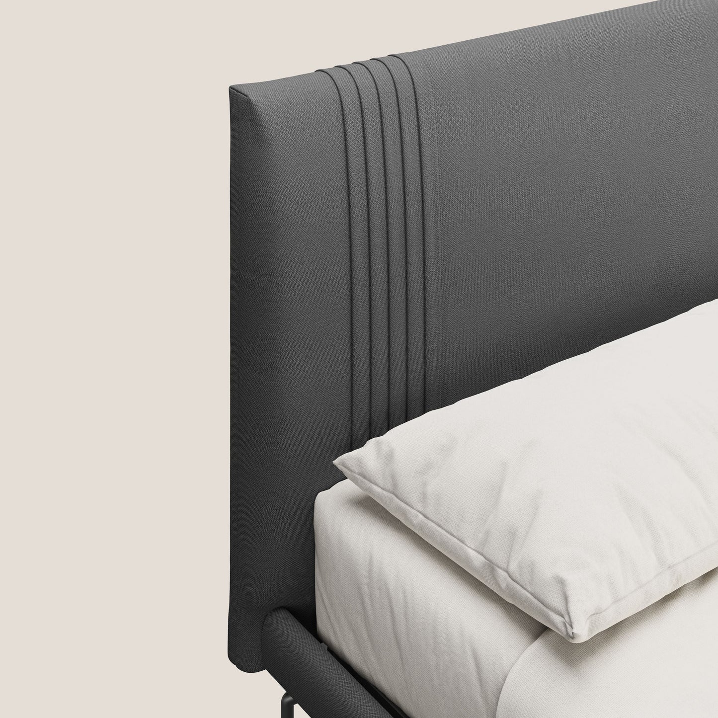 Finn letto imbottito con piedi alti in metallo in tessuto smacchiabile T05 antracite 