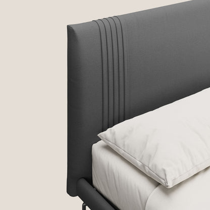 Finn letto imbottito con piedi alti in metallo in tessuto smacchiabile T05 antracite 