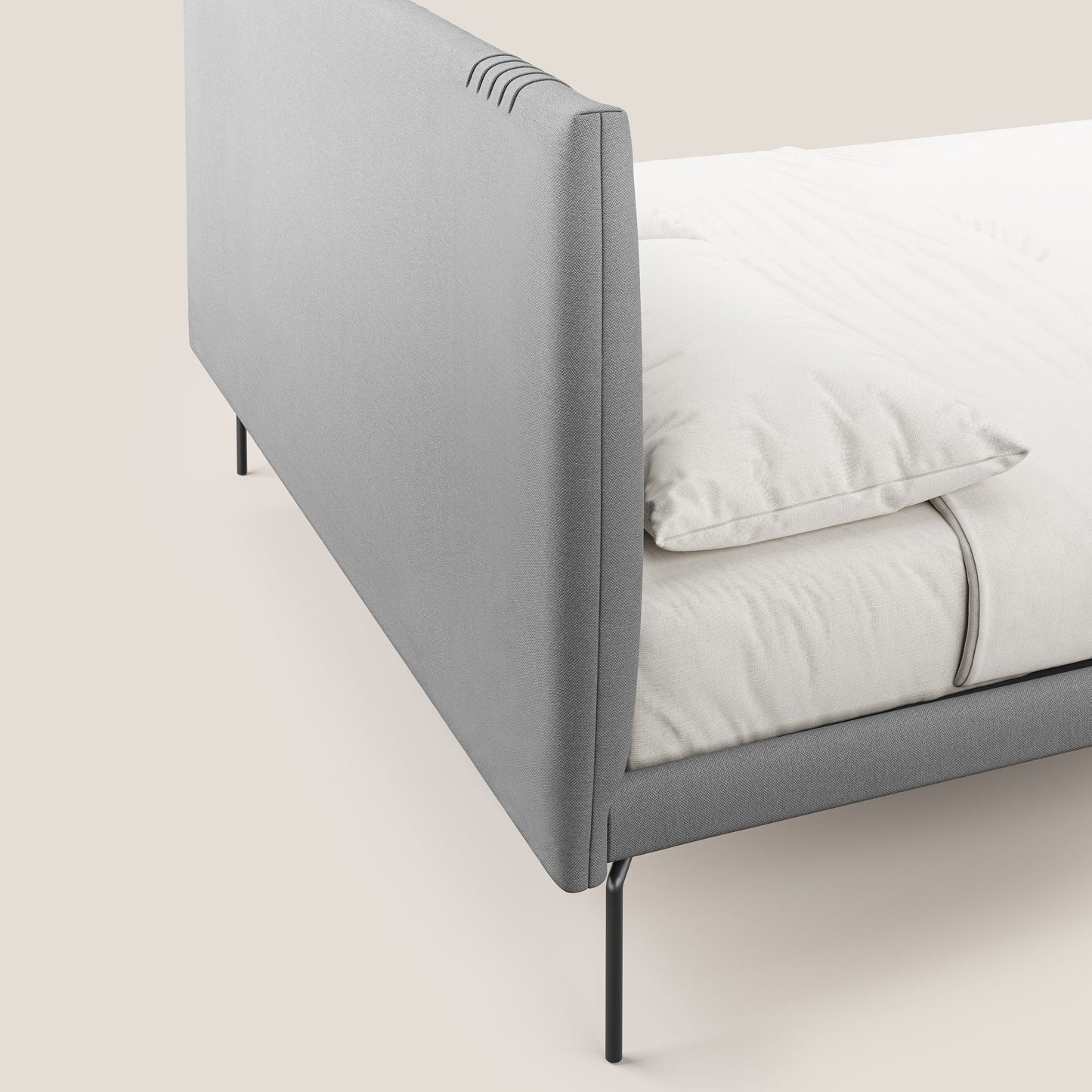 Finn letto imbottito con piedi alti in metallo in tessuto smacchiabile T05 grigio 