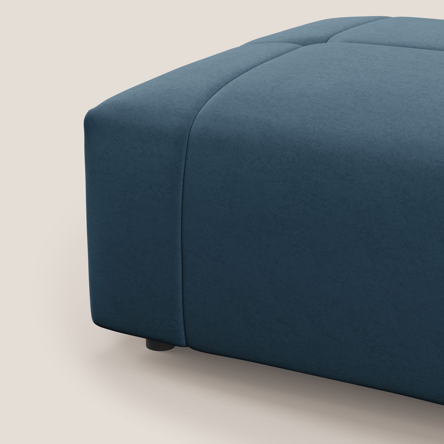 Pouf Giotto in morbida microfibra effetto velluto impermeabile idrorepellente T09 blu 