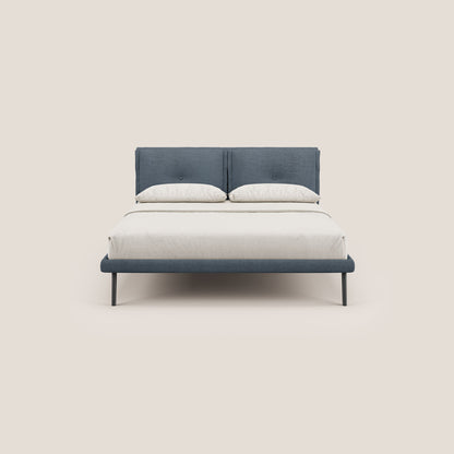 Ibuki letto con cuscini trapuntati regolabili e piedi in mogano in tessuto fiammato impermeabile T03 blu 