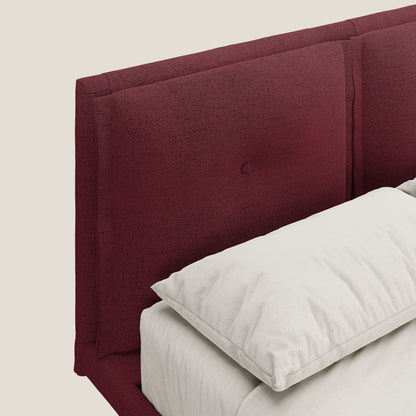 Ibuki letto con cuscini trapuntati regolabili e piedi in mogano in tessuto fiammato impermeabile T03 rosso 