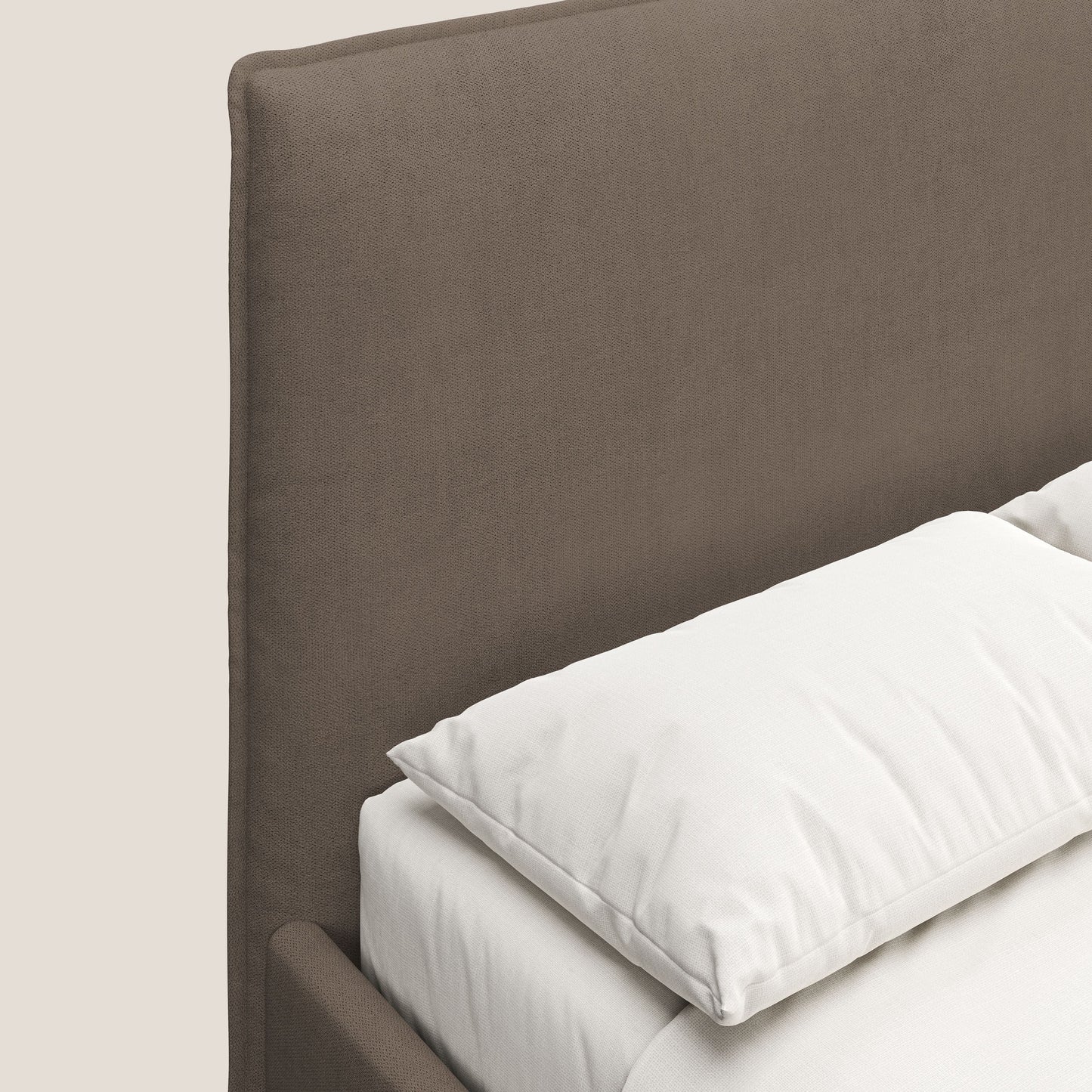 Iris letto imbottito con piedini neri sfoderabile in tessuto impermeabile T02 marrone 