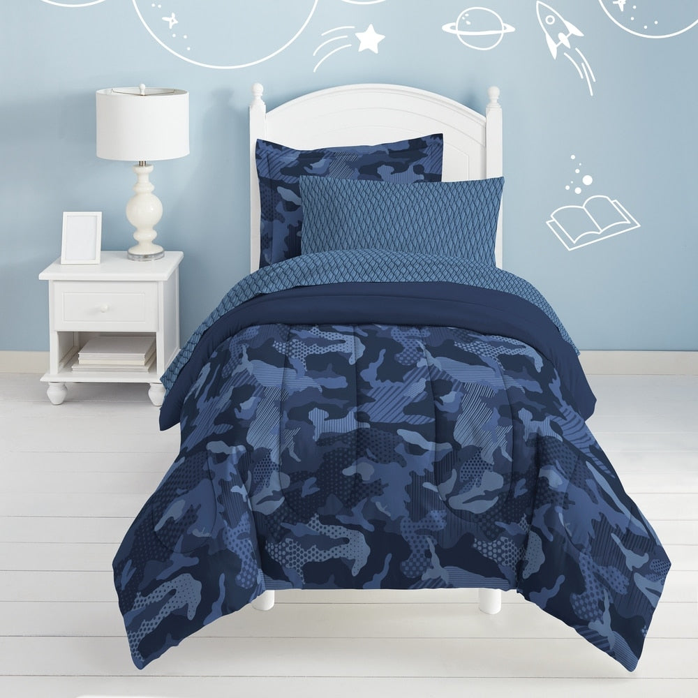 Dream Factory Geo Camo 5-piece Bed in a Bag with Sheet Set