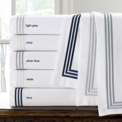 Echelon Home Three Line Hotel Collection 3-piece Duvet Cover Set