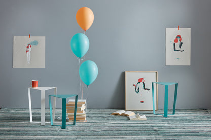 Finity tavolino triangolare per combinazioni modulari in diverse colorazioni grafite