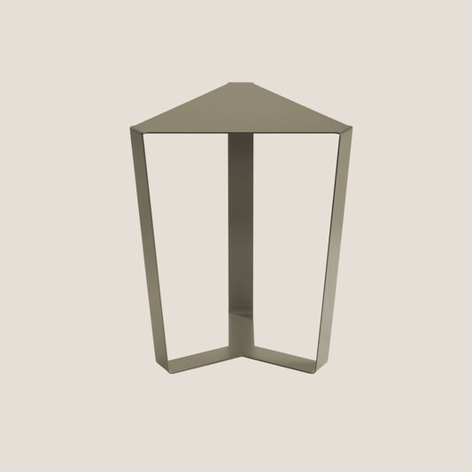 Finity tavolino triangolare per combinazioni modulari in diverse colorazioni fango