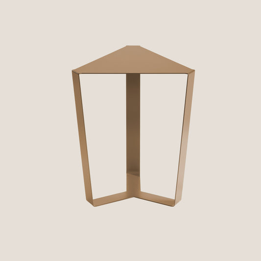 Finity tavolino triangolare per combinazioni modulari in diverse colorazioni rame