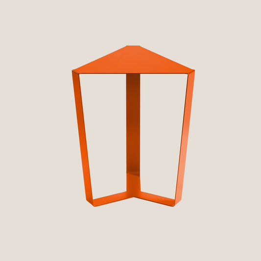 Finity tavolino triangolare per combinazioni modulari in diverse colorazioni zucca