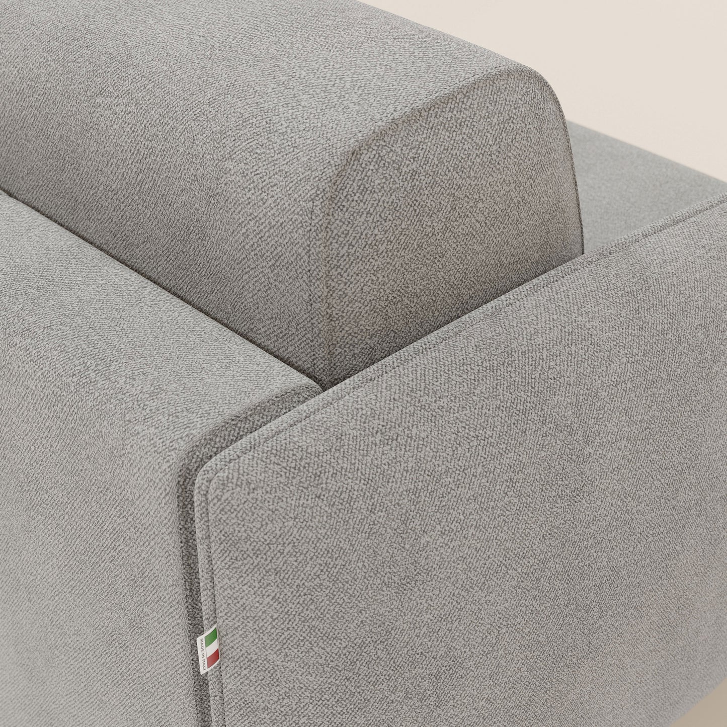 Giglio divano letto angolare con materasso alto 18 cm e penisola contenitore in morbido bouclé impermeabile T07 grigio 