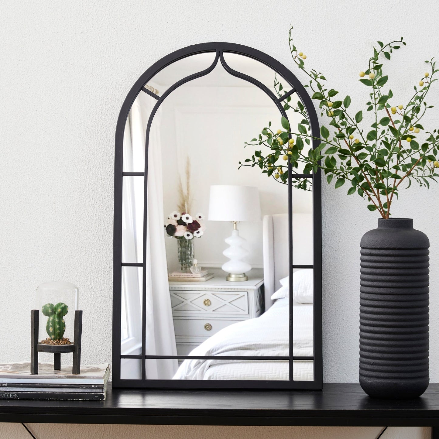 Glitzhome Modern Round/ Arched Black Metal Glass Wall Mounted Mirror Indoor Decor