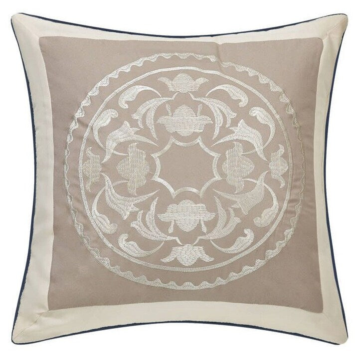 Nanshing Daffodil 7-Piece Medallion Print Comforter Set