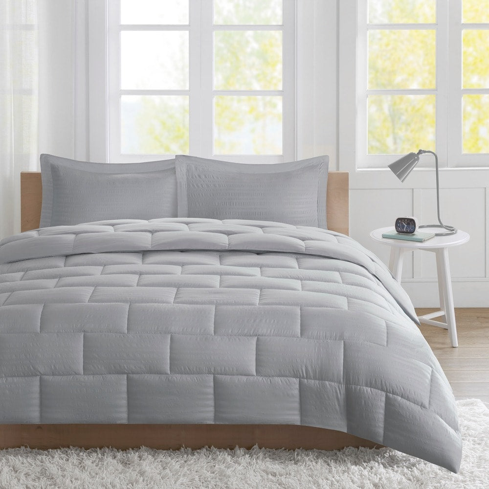 Intelligent Design Ava Seersucker Down Alternative Comforter Set
