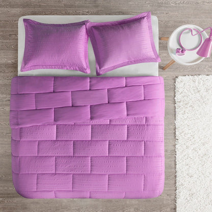 Intelligent Design Ava Seersucker Down Alternative Comforter Set