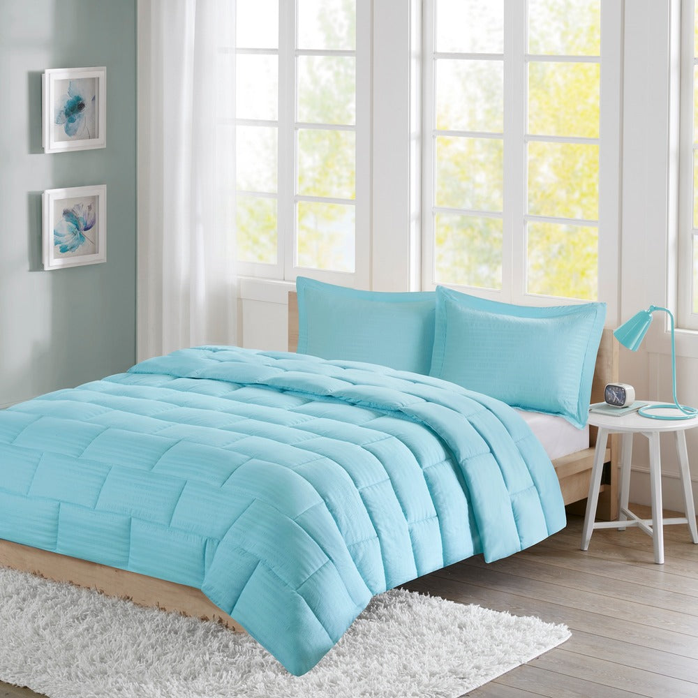 Intelligent Design Ava Seersucker Down Alternative Comforter Set