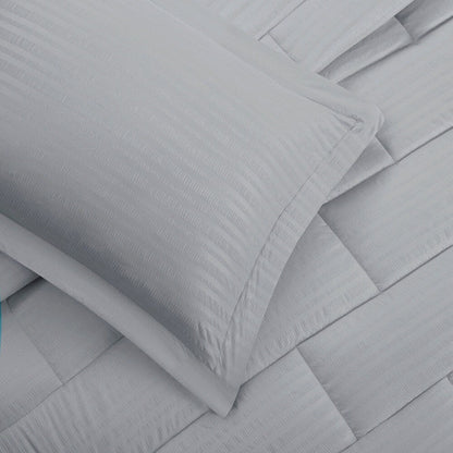 Intelligent Design Ava Seersucker Down Alternative Comforter Set