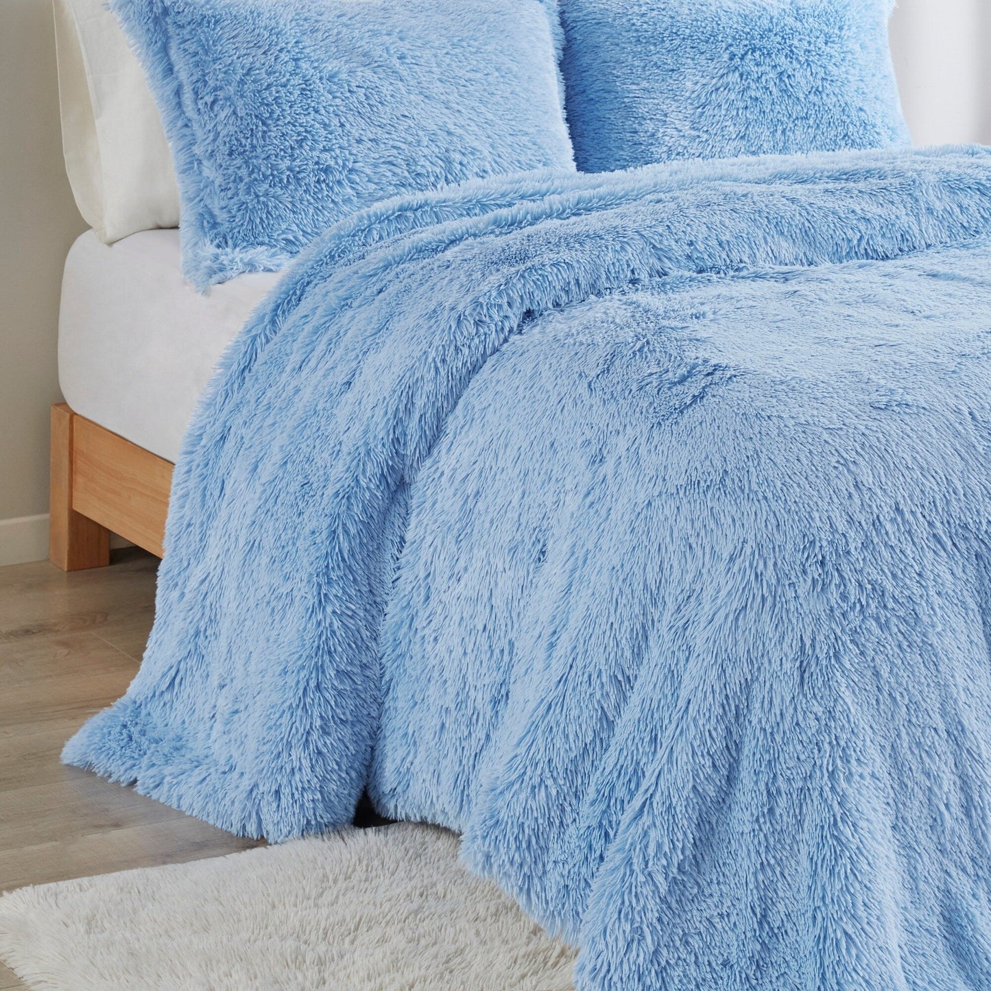 Intelligent Design Effie Shaggy Fur Reversible Comforter Set