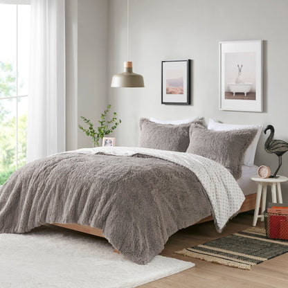 Intelligent Design Effie Shaggy Fur Reversible Comforter Set