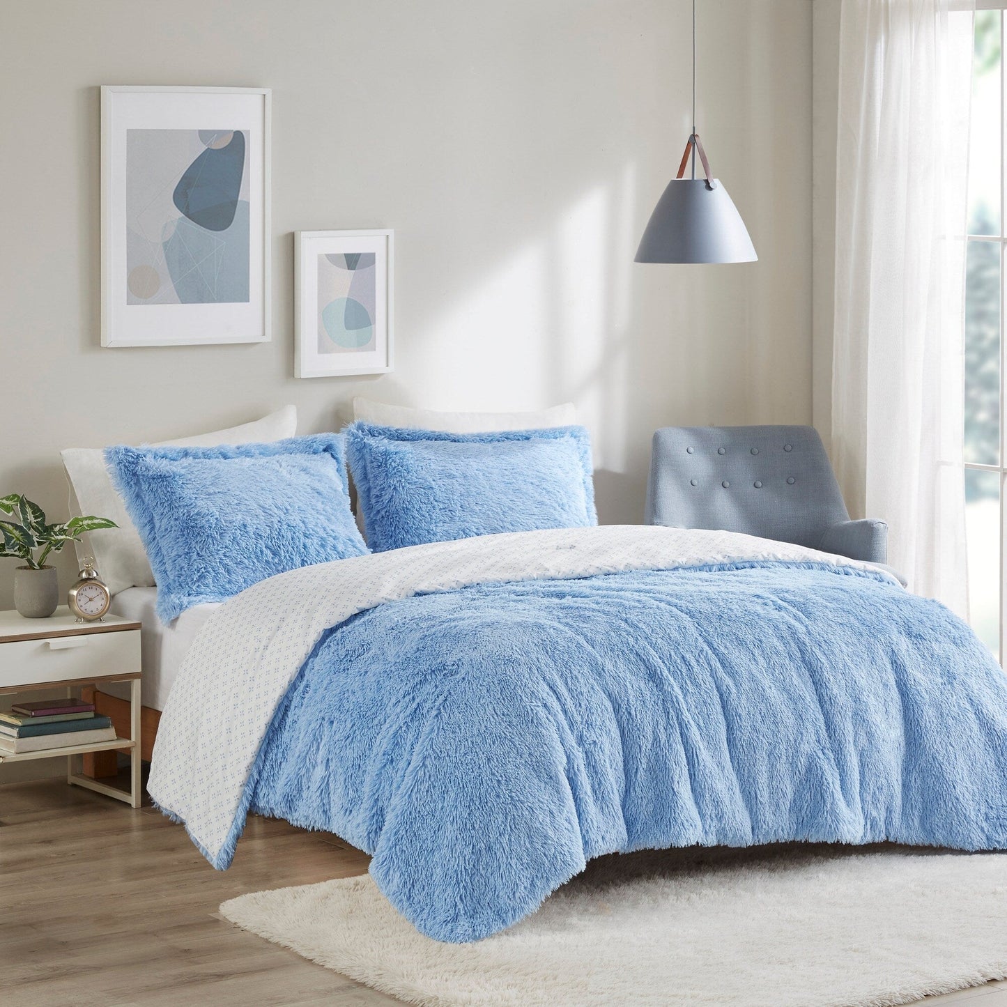 Intelligent Design Effie Shaggy Fur Reversible Comforter Set