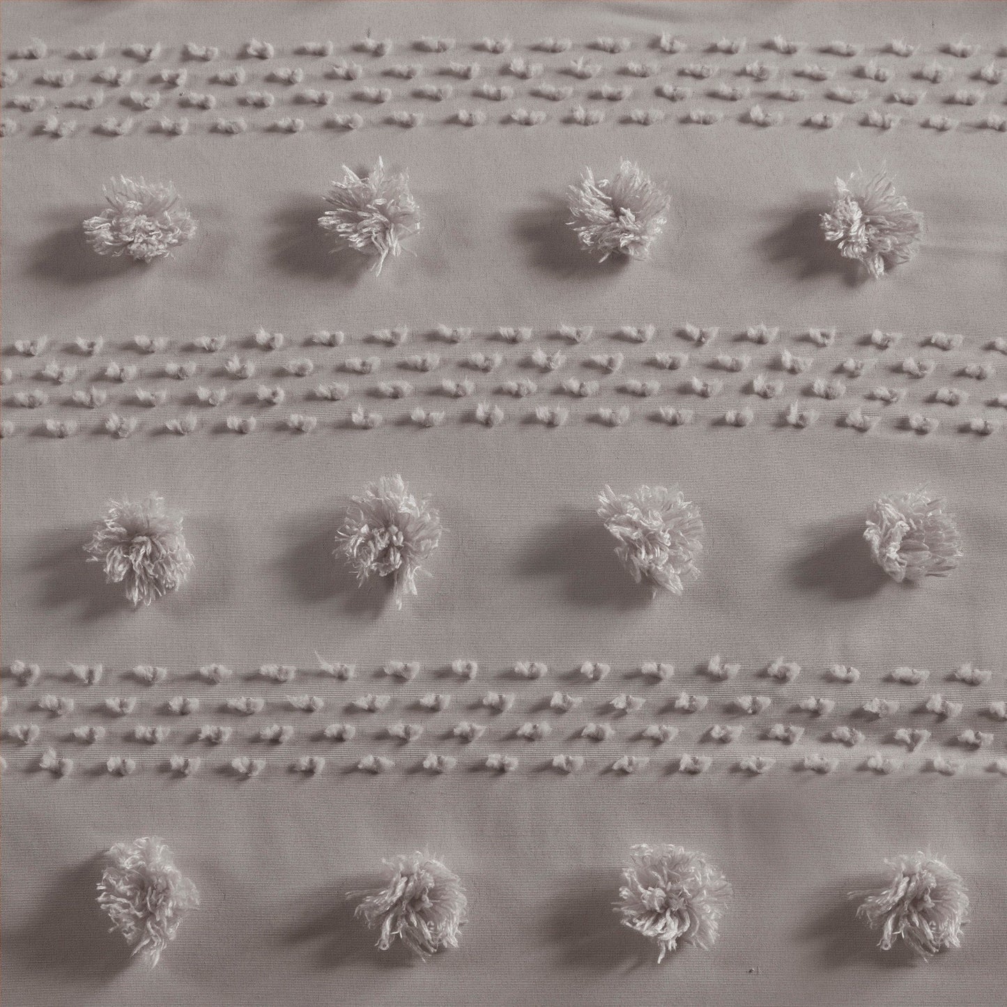 Intelligent Design Vera Clip Jacquard Comforter Set