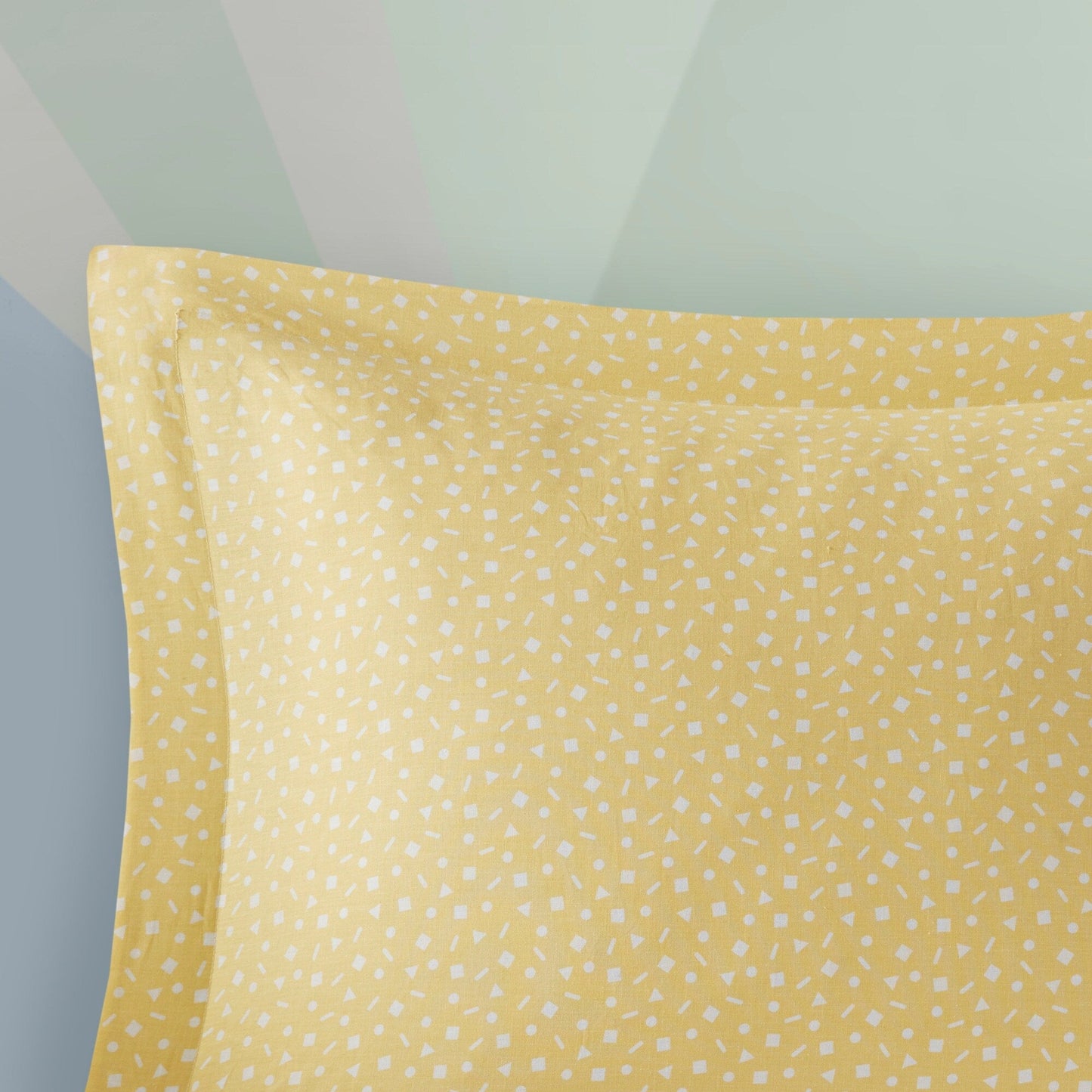 Jessie Yellow Rainbow Sunburst Reversible Cotton Comforter Set by Urban Habitat Kids