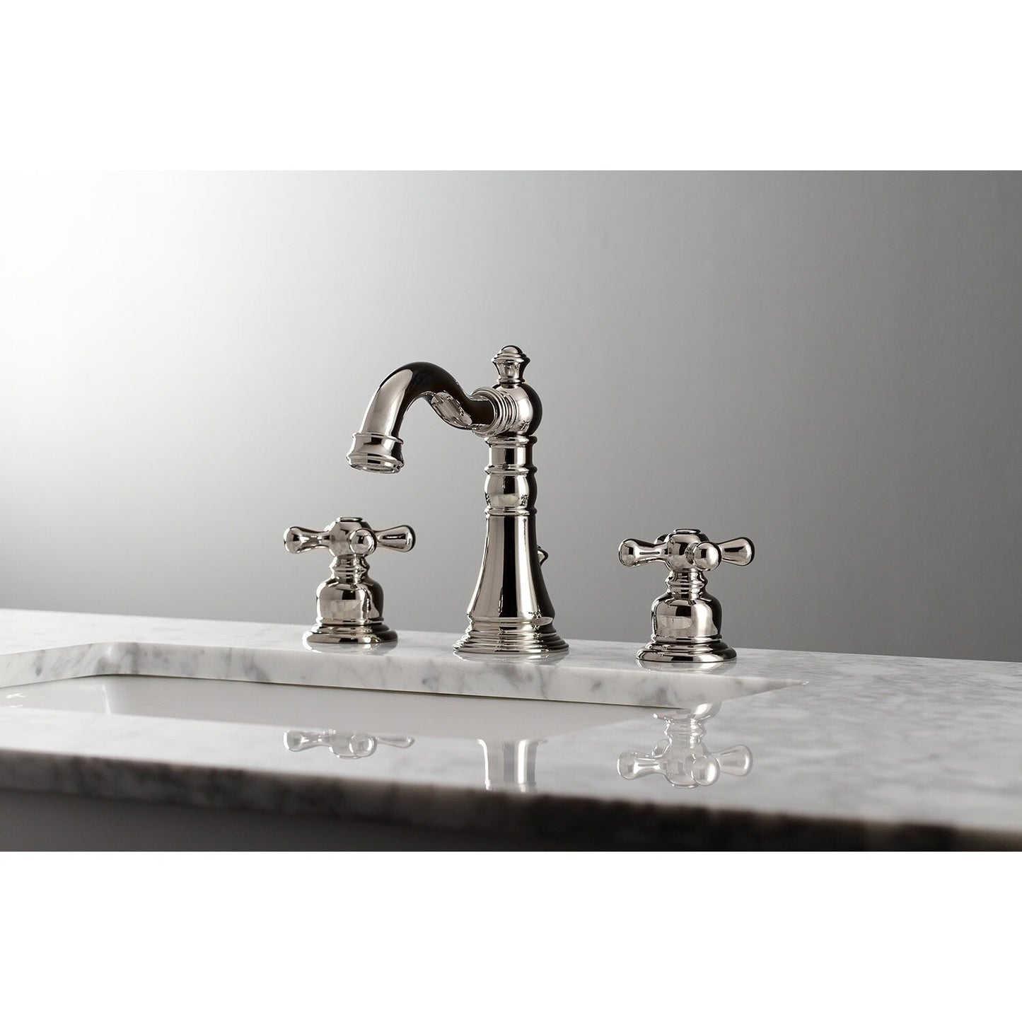 American Classic 8 in. Widespread Bathroom Faucet