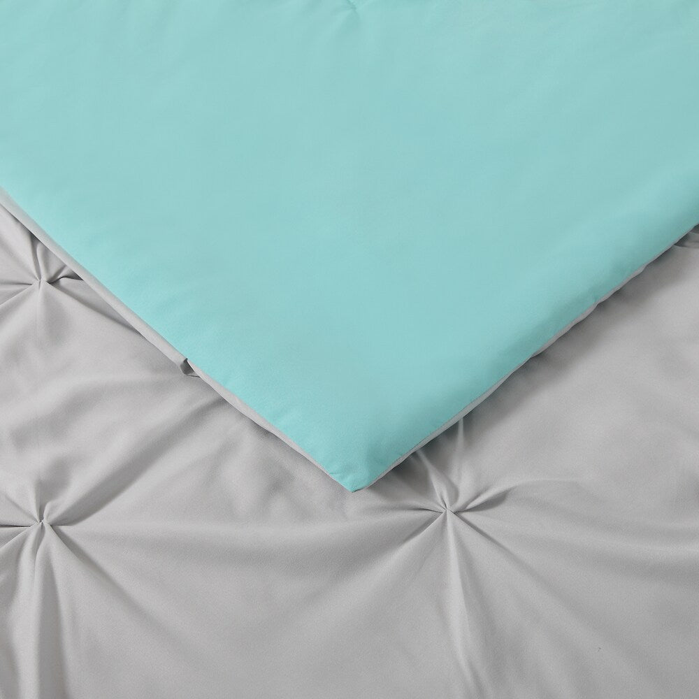 My World Pinch Pleat Solid 3-piece Duvet Set