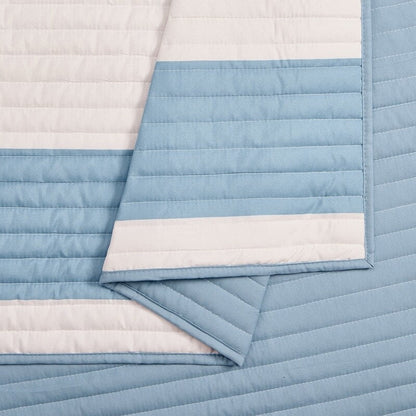 Lavelle Blue/White Reversible Quilt Set