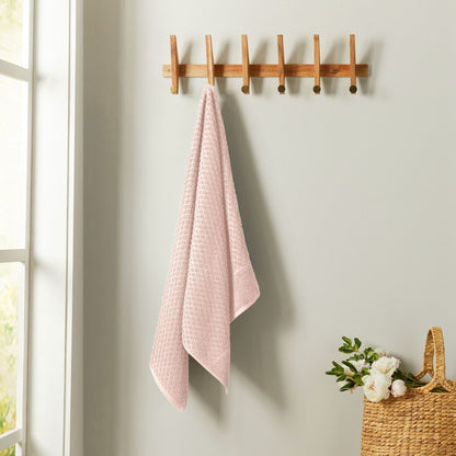 Linery & Co. Cotton Diamond Waffle Texture Bath Towels.