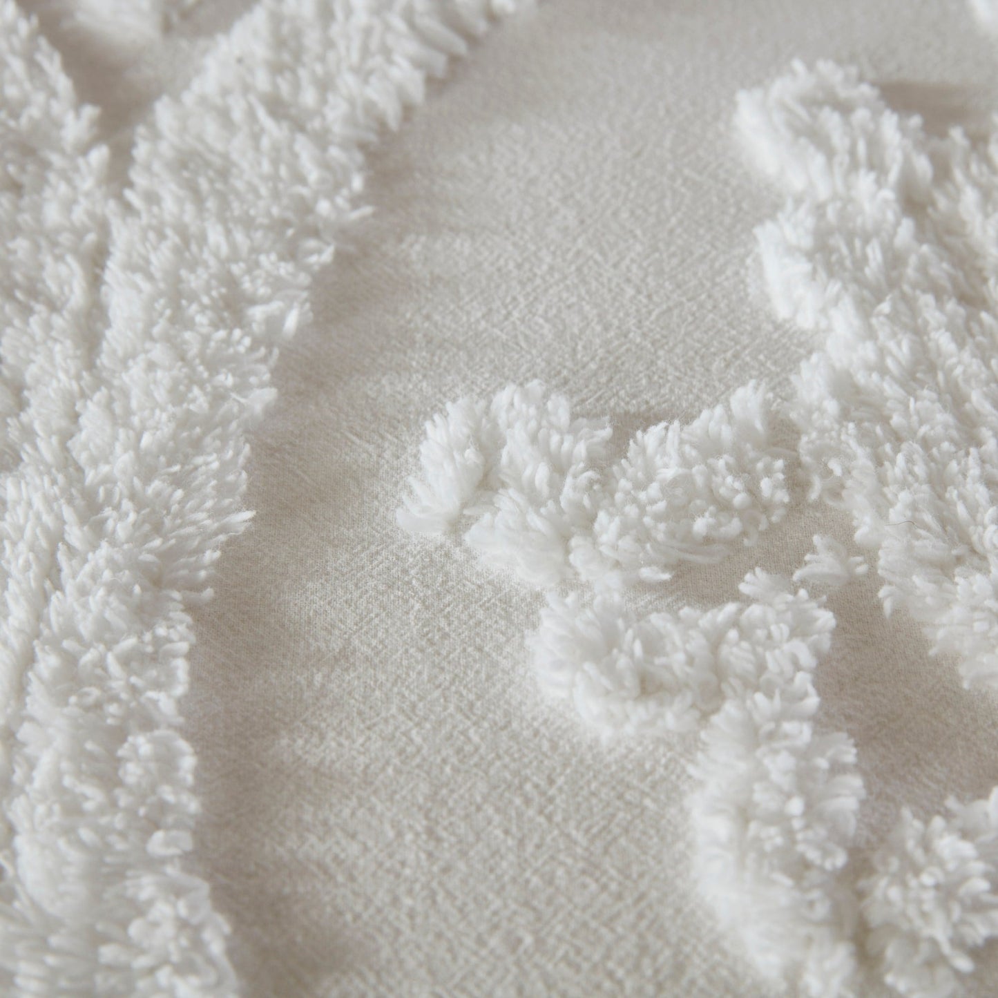 Madison Park Aeriela Tufted Cotton Chenille Damask Duvet Cover Set