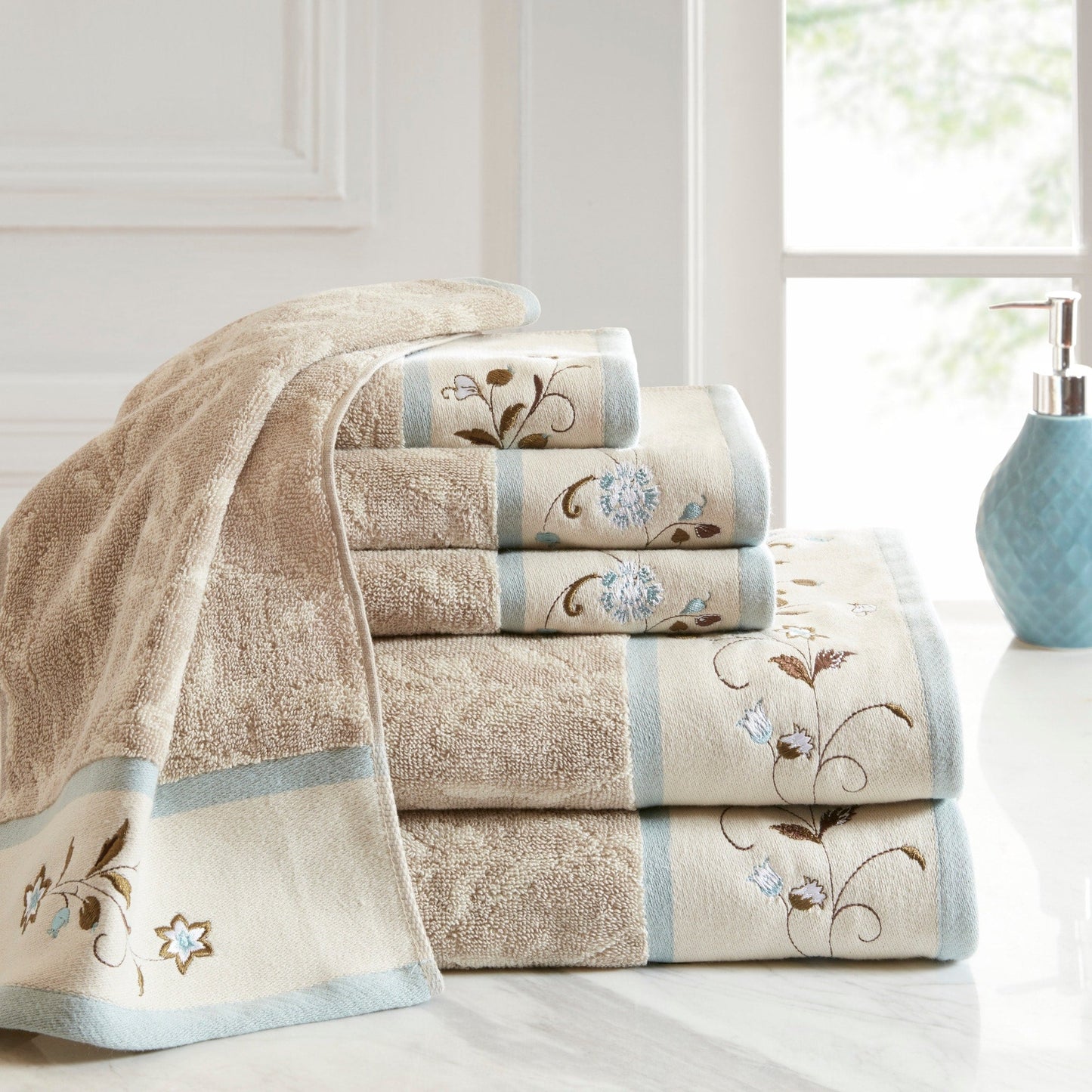 Madison Park Belle Embroidered Cotton Jacquard 6-piece Towel Set