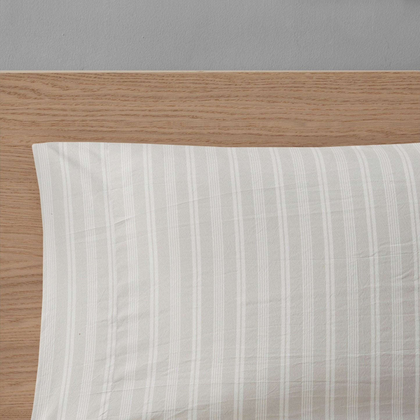 Madison Park Essentials Paton Navy Reversible Comforter Set with Bed Sheets