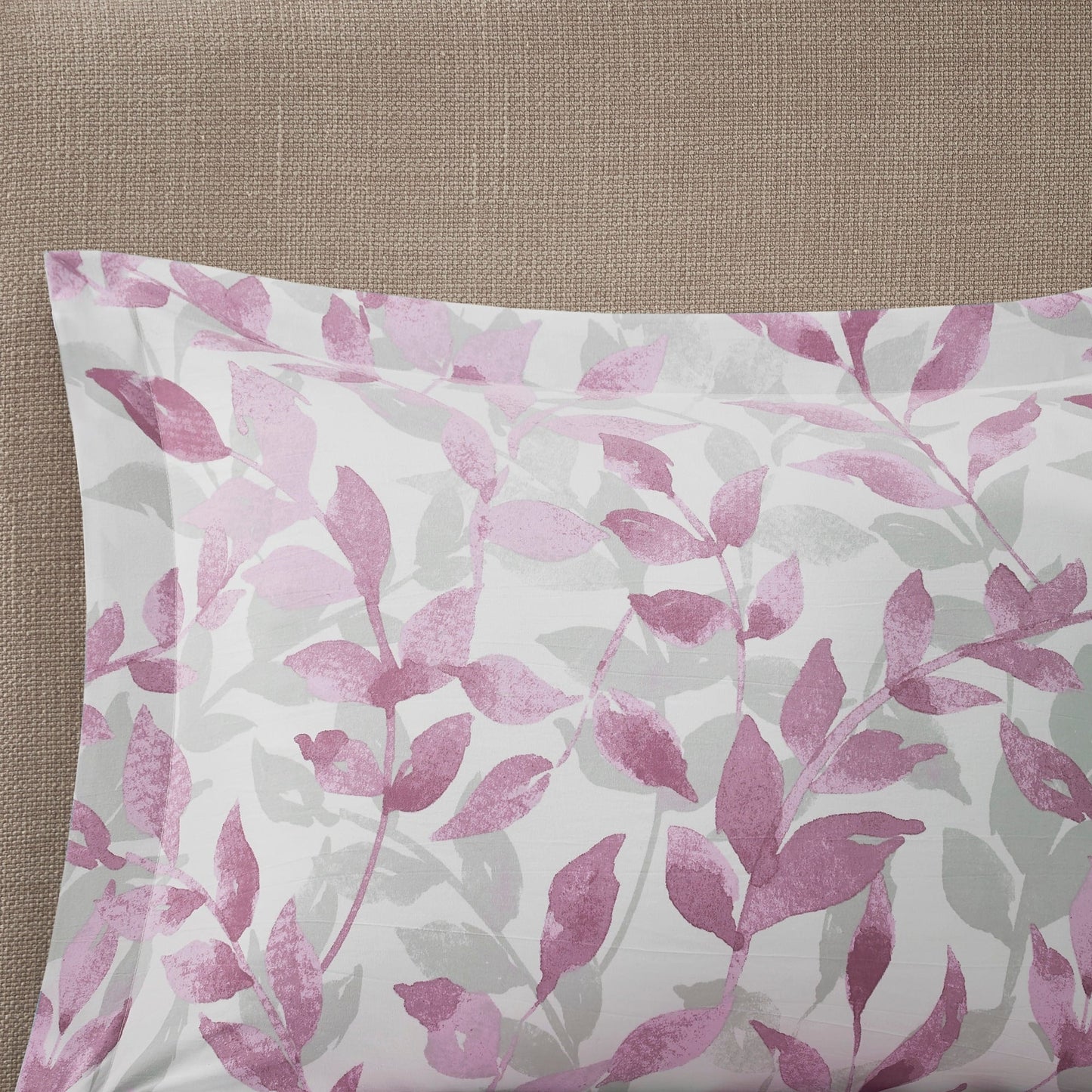 Madison Park Essentials Thelma Reversible Comforter Set with Bed Sheets