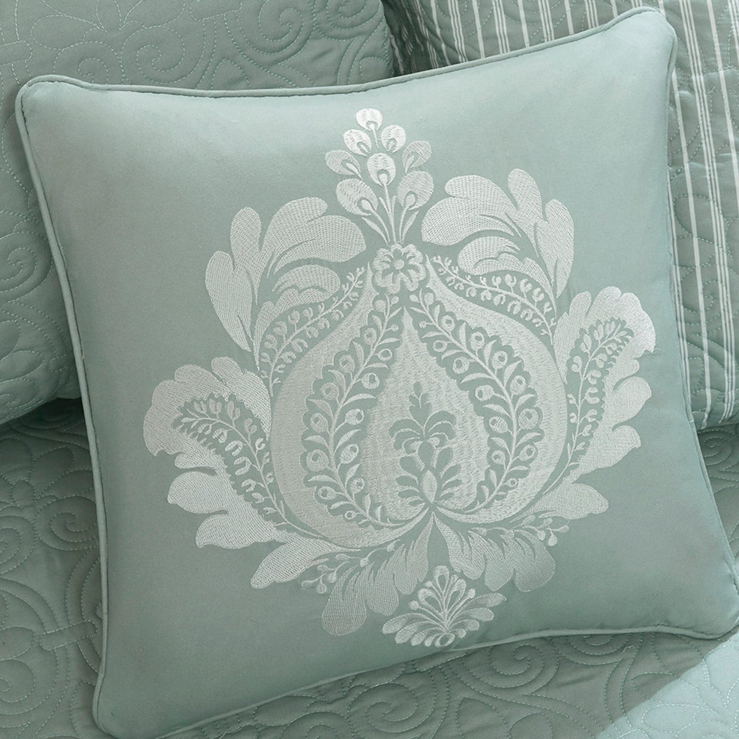 Madison Park Mansfield 6 Piece Reversible Daybed Cover Set