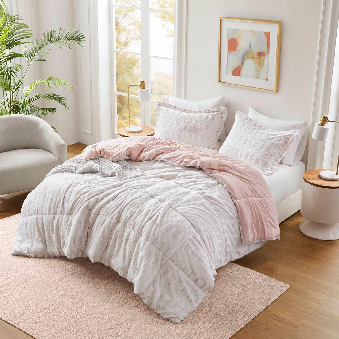 Madison Park Margot Back Print Long Fur Comforter Set
