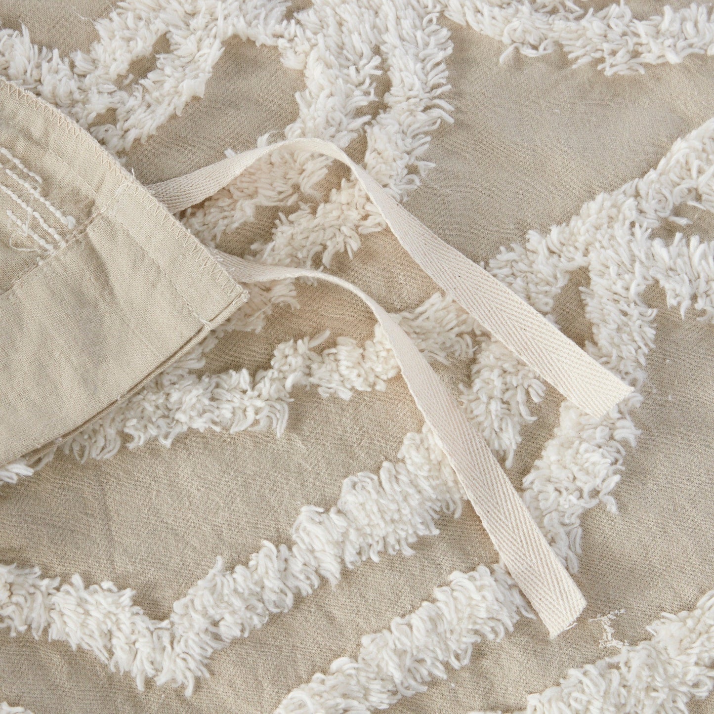 Madison Park Virginia Tufted Cotton Chenille Medallion Duvet Cover Set