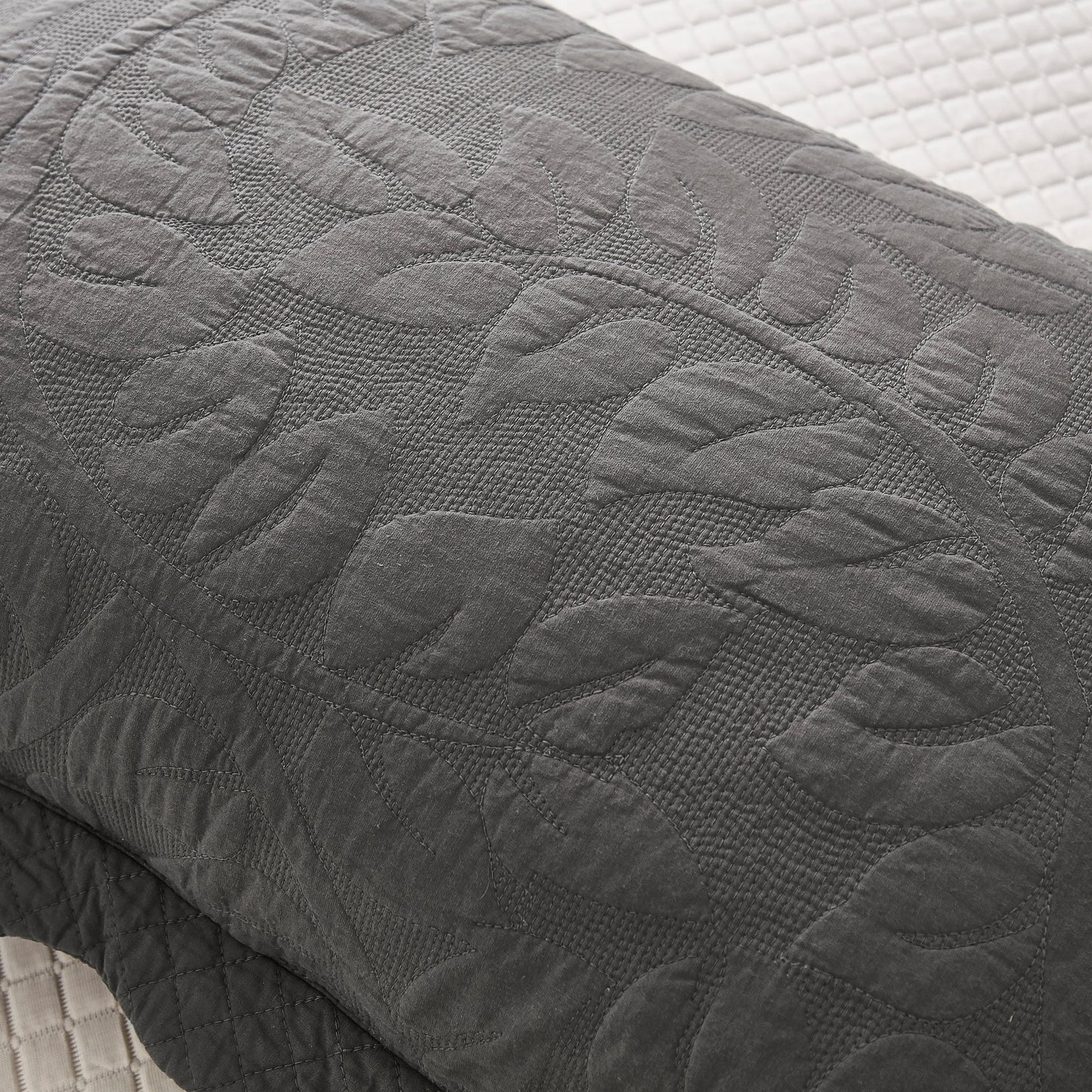 MarCielo 2-Piece 100% Cotton Embroidered Quilted Pillow Shams