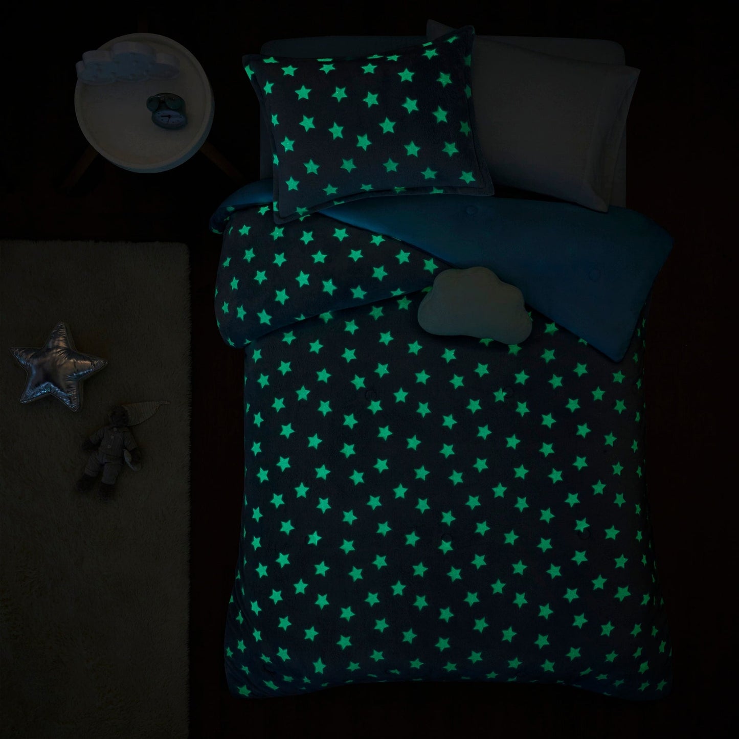 Avery Aqua Glow In The Dark Plush Comforter Set by Intelligent Design Kids