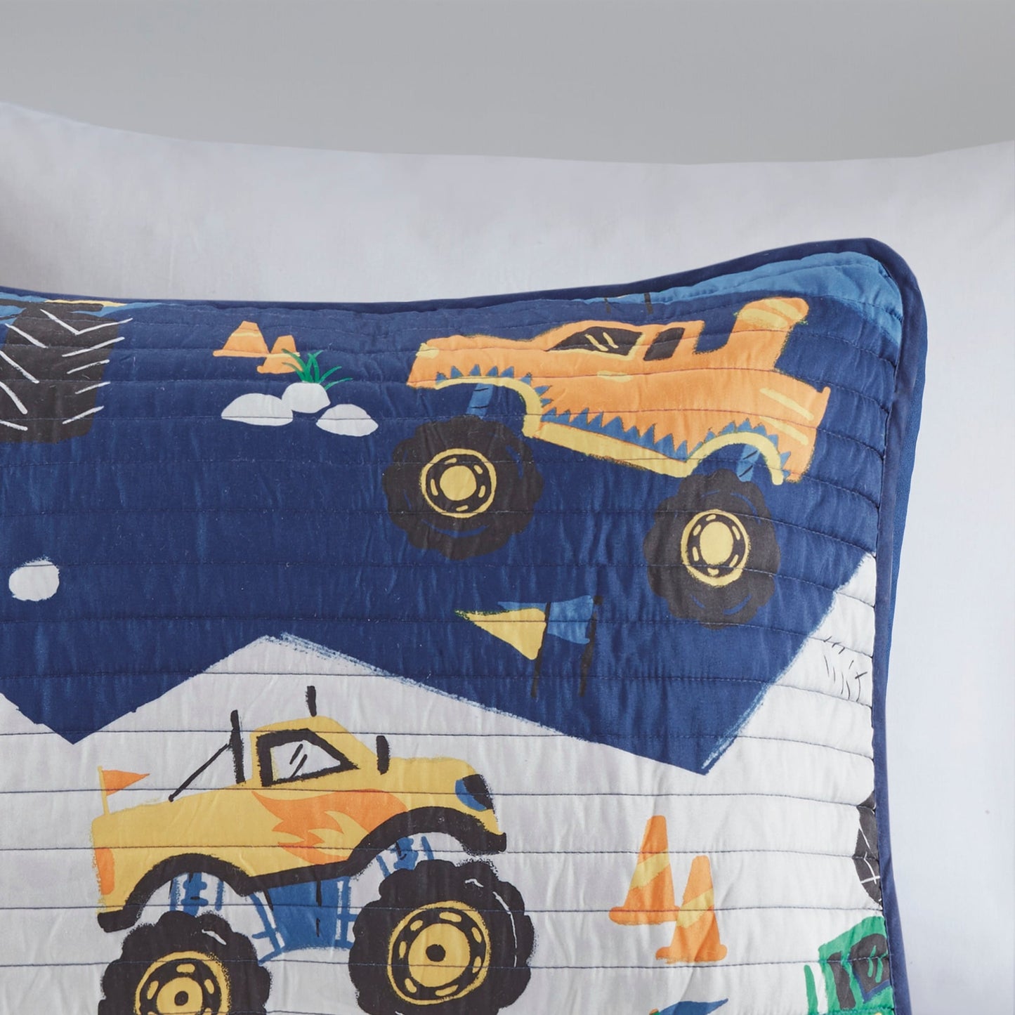 Intelligent Design Kids Gavin Monster Truck Reversible Quilt Set with Throw Pillow