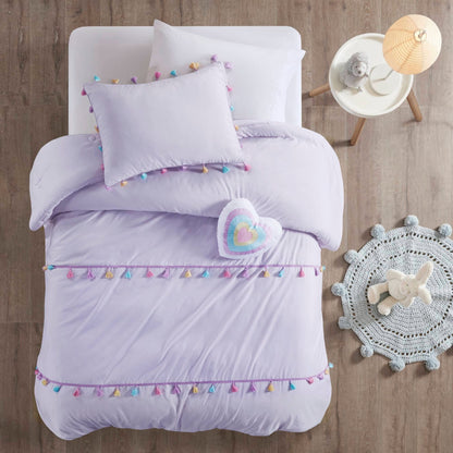 Intelligent Design Kids Tanya Tassel Comforter Set with Heart Shaped Throw Pillow