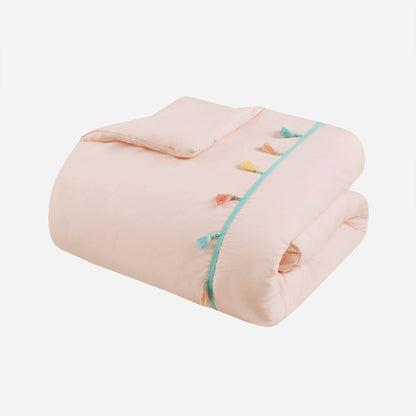 Intelligent Design Kids Tanya Tassel Comforter Set with Heart Shaped Throw Pillow