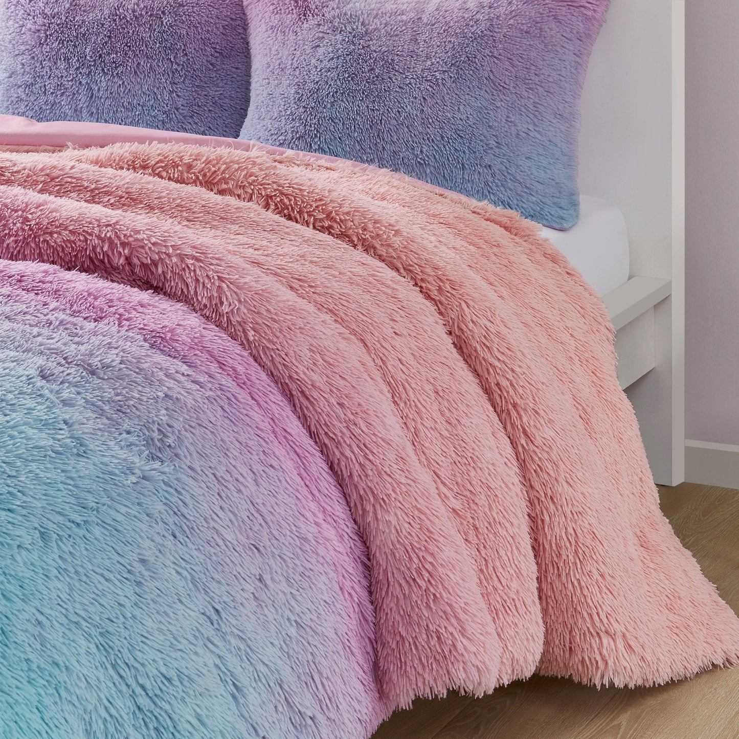 Intelligent Design Talia Ombre Shaggy Faux Fur Comforter Set