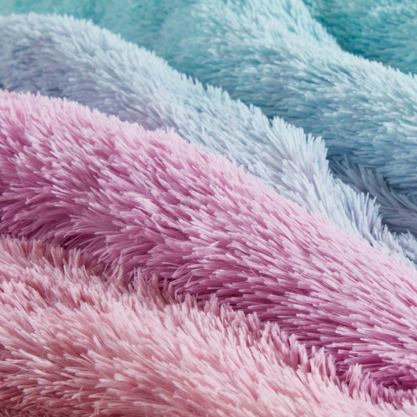 Intelligent Design Talia Ombre Shaggy Faux Fur Comforter Set