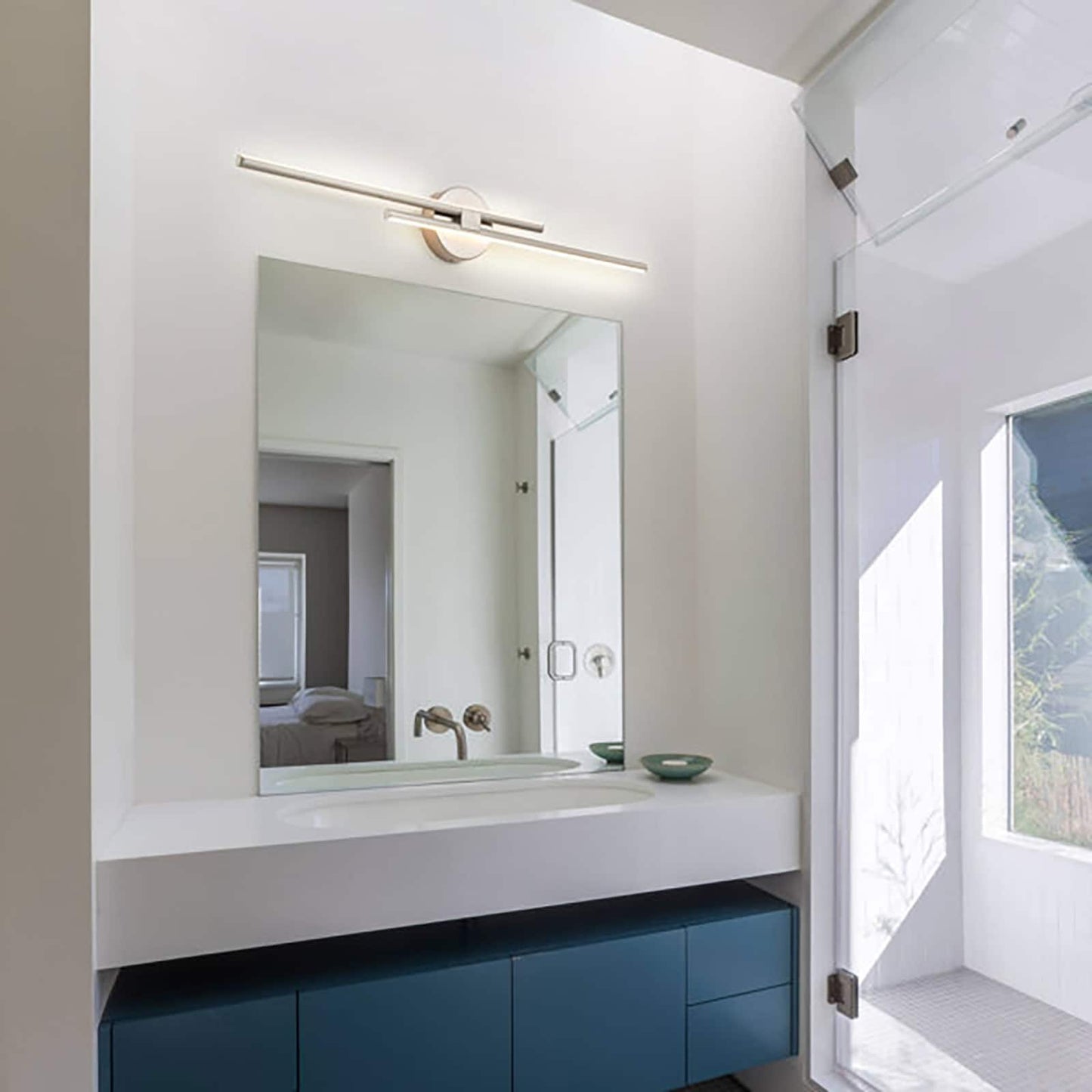 Minimalist 2-Light Dimmable LED Vanity Light Linear Metal Wall Sconce