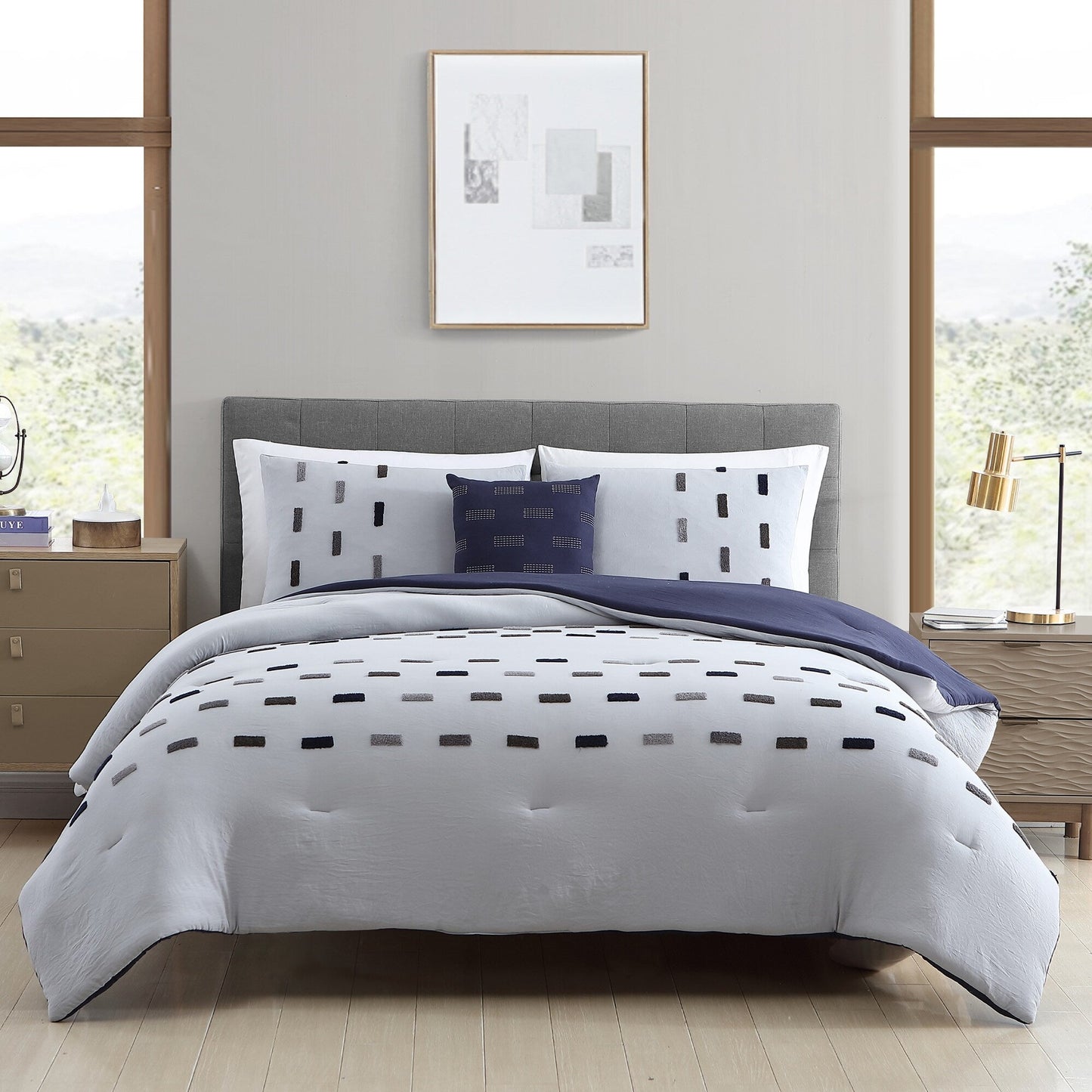 Modern Threads English Laundry Drew 4-Piece Embellished Comforter Set