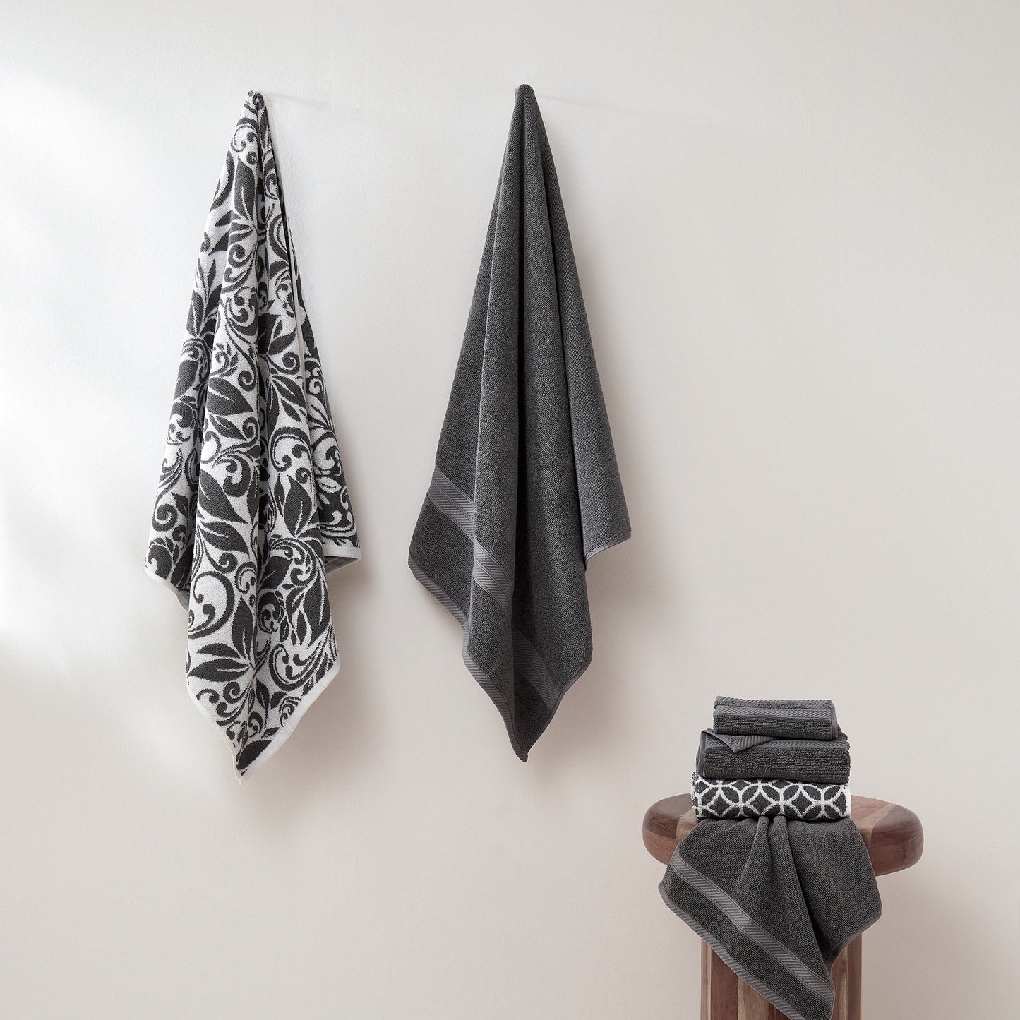 Modern Threads Trefoil Filigree 6 Piece Yarn Dyed Jacquard Towel Set