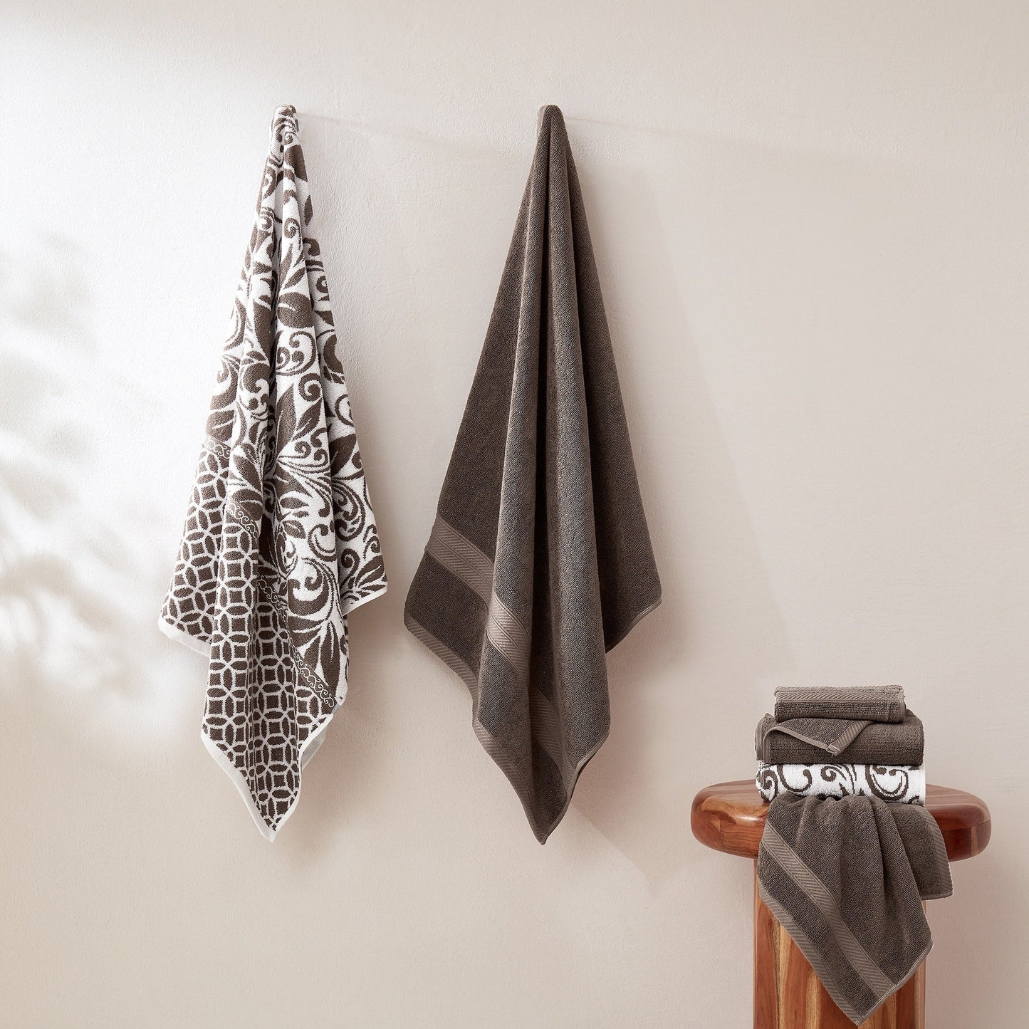 Modern Threads Trefoil Filigree 6 Piece Yarn Dyed Jacquard Towel Set