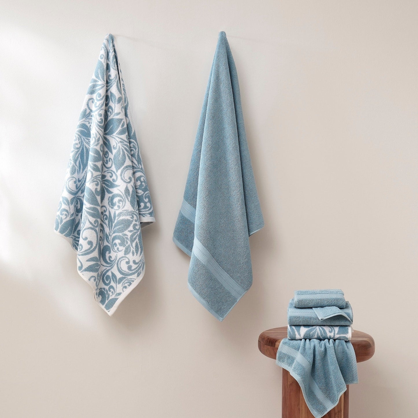 Modern Threads Trefoil Filigree 6 Piece Yarn Dyed Jacquard Towel Set