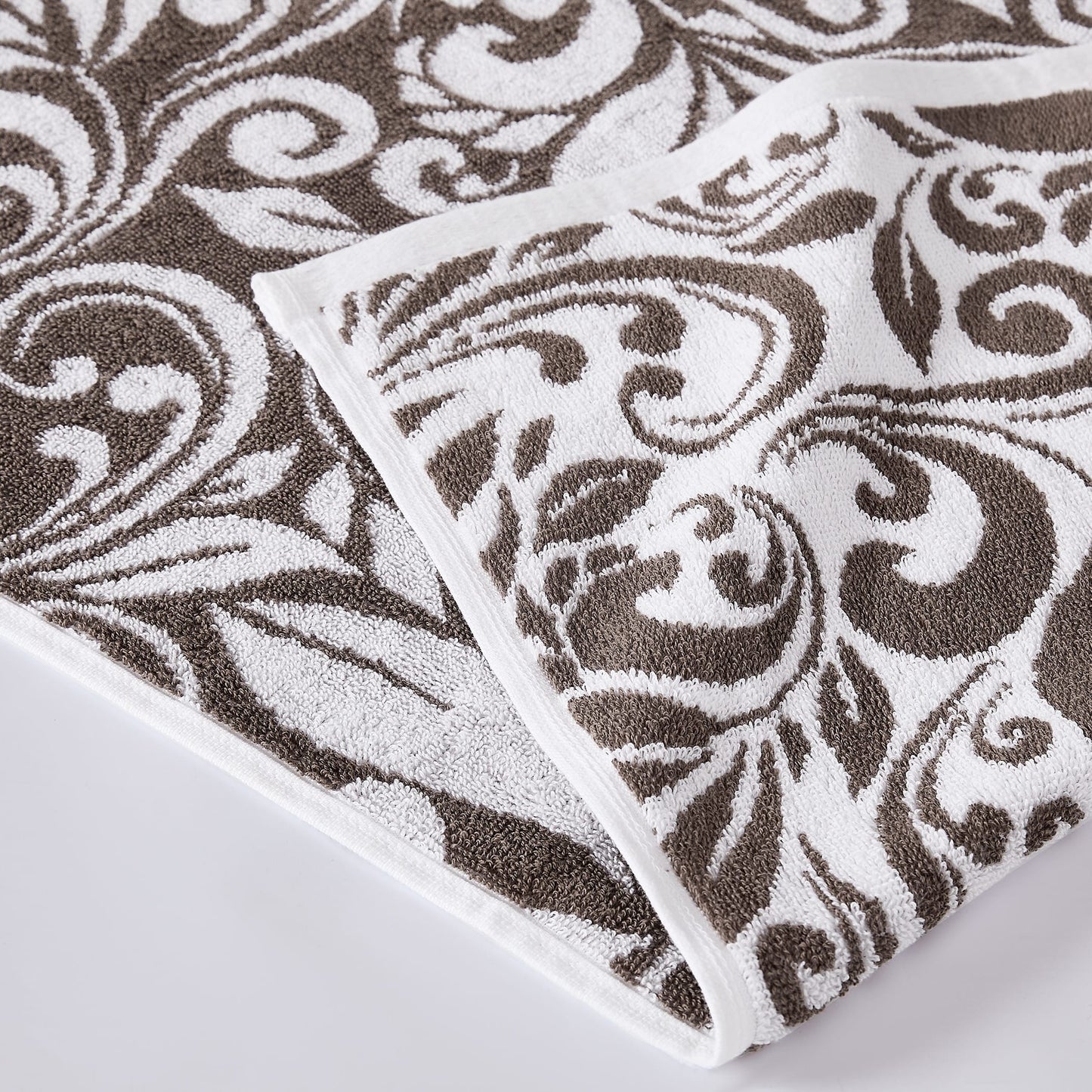 Modern Threads Trefoil Filigree 6 Piece Yarn Dyed Jacquard Towel Set