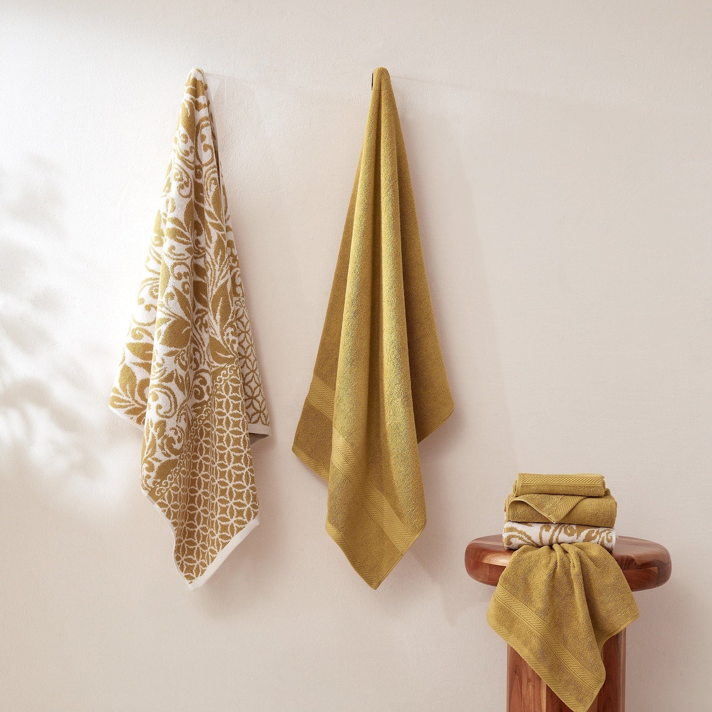 Modern Threads Trefoil Filigree 6 Piece Yarn Dyed Jacquard Towel Set